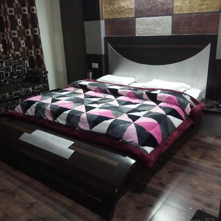 Hotel Shakuntala Katra  Extérieur photo